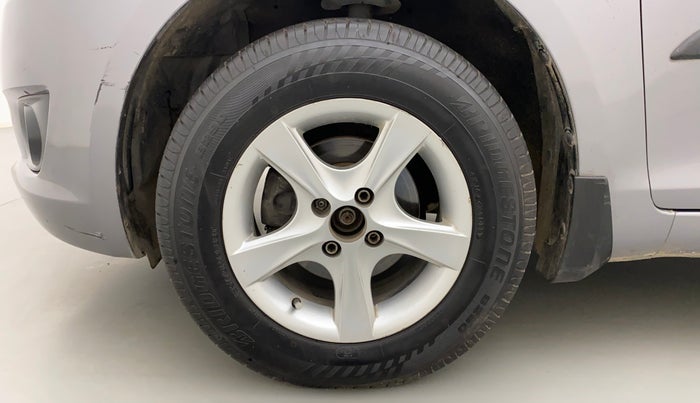 2012 Maruti Swift VDI, Diesel, Manual, 68,556 km, Left Front Wheel