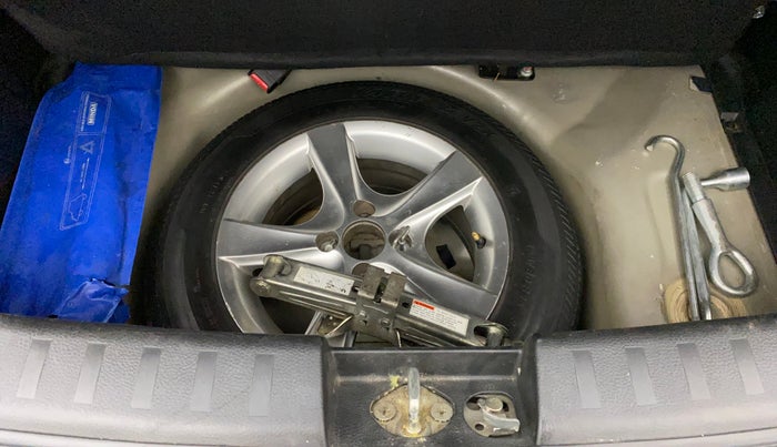 2012 Maruti Swift VDI, Diesel, Manual, 68,556 km, Spare Tyre