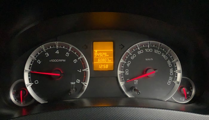 2013 Maruti Swift VXI, Petrol, Manual, 60,807 km, Odometer Image