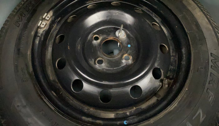 2013 Maruti Swift VXI, Petrol, Manual, 60,807 km, Spare Tyre