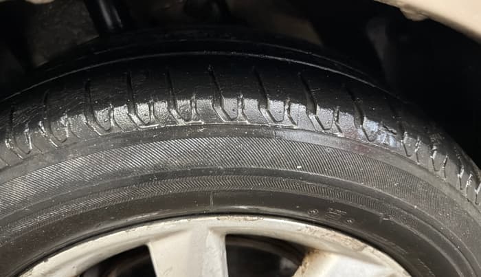 2014 Tata Zest XT PETROL, Petrol, Manual, 74,150 km, Left Front Tyre Tread