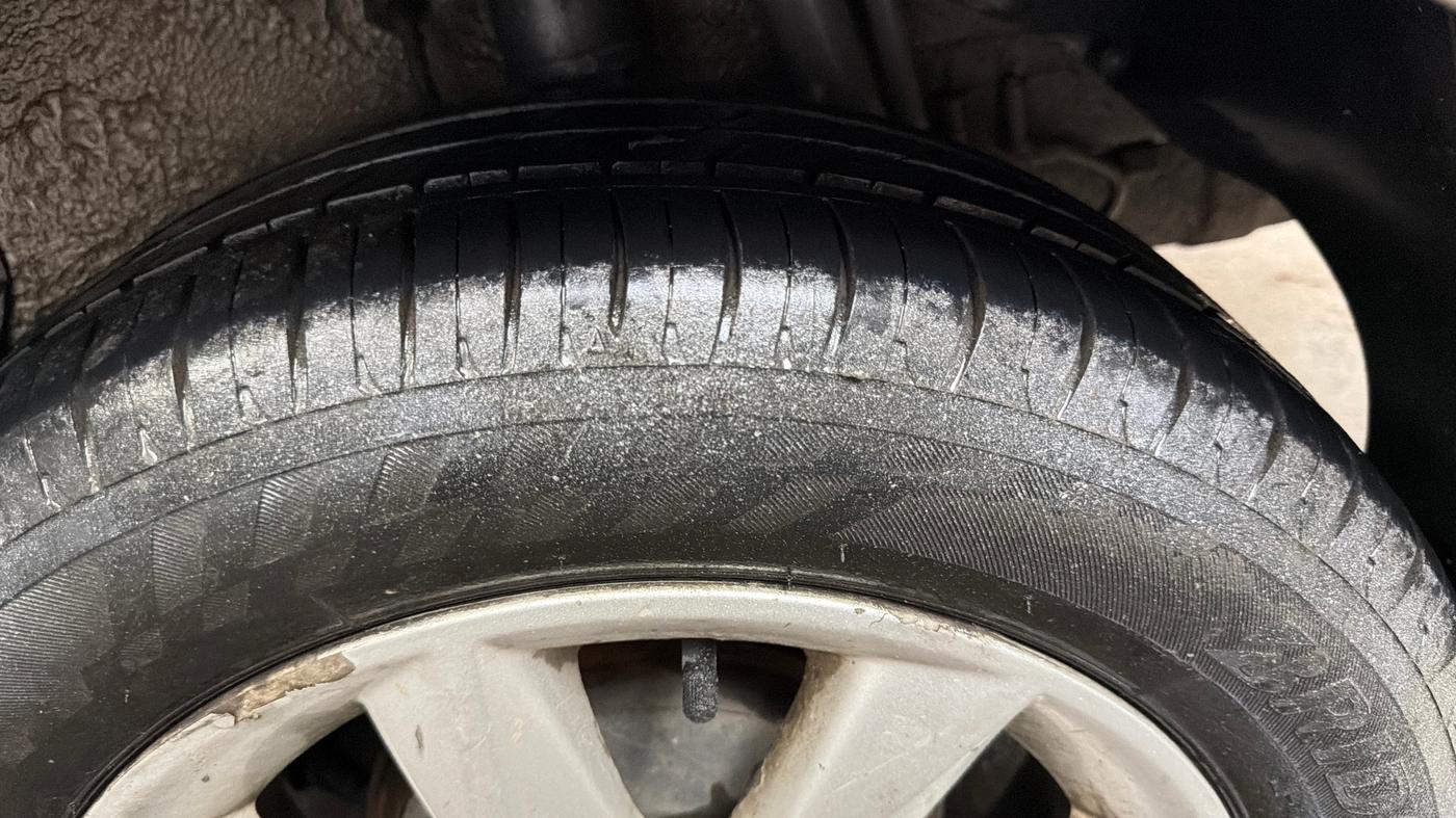 2014 Tata Zest XT PETROL, Petrol, Manual, 74,150 km, Left Rear Tyre Tread