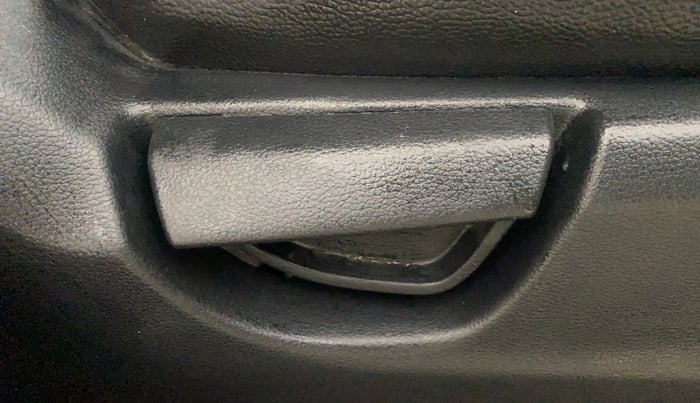 2019 Hyundai NEW SANTRO SPORTZ AMT, Petrol, Automatic, 45,945 km, Driver Side Adjustment Panel