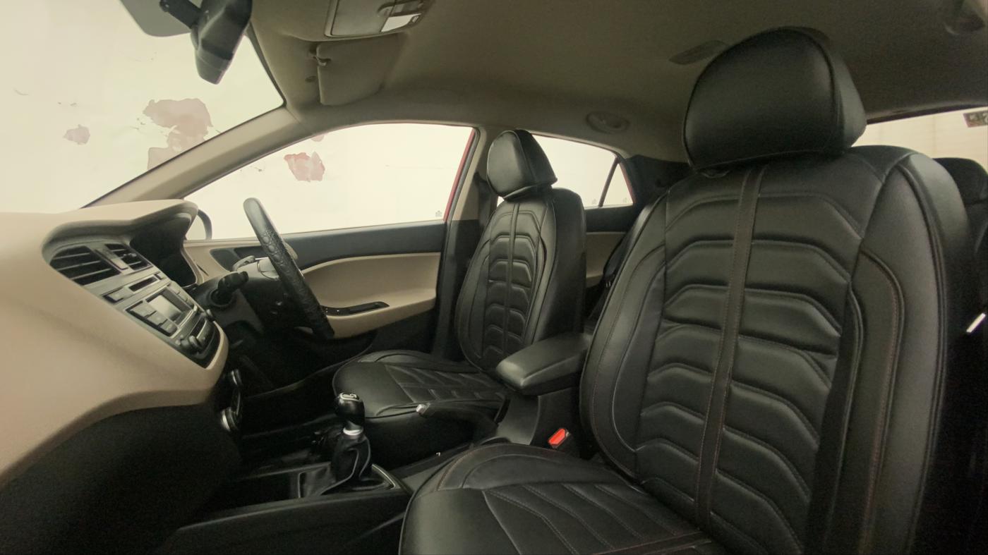 2014 Hyundai Elite i20 SPORTZ 1.2, Petrol, Manual, 30,198 km, Right Side Front Door Cabin