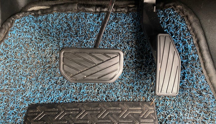 2018 Maruti IGNIS ZETA 1.2 AMT, Petrol, Automatic, 30,814 km, Pedals
