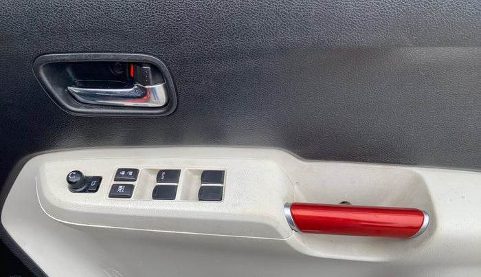 2018 Maruti IGNIS ZETA 1.2 AMT, Petrol, Automatic, 30,814 km, Driver Side Door Panels Control