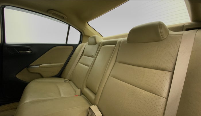 2015 Honda City 1.5L I-VTEC VX CVT, CNG, Automatic, 76,854 km, Right Side Rear Door Cabin