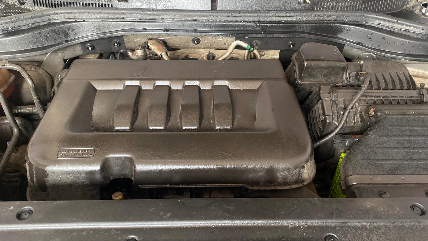 2023 Mahindra XUV700 AX 7 LUXURY D AT 7 STR, Diesel, Automatic, 1,40,211 km, Engine View