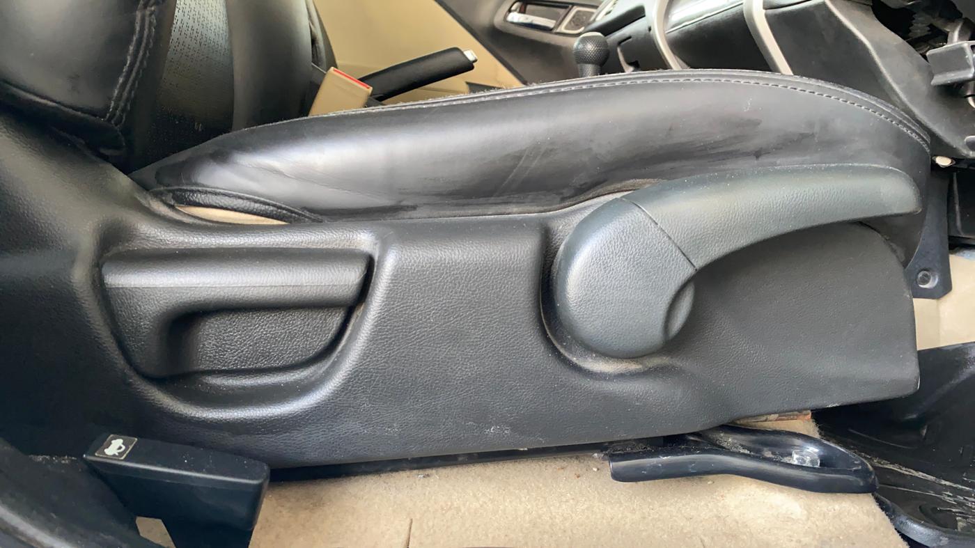2022 Honda City 1.5L I-VTEC V MT 5TH GEN, Petrol, Manual, 38,063 km, Driver Side Adjustment Panel