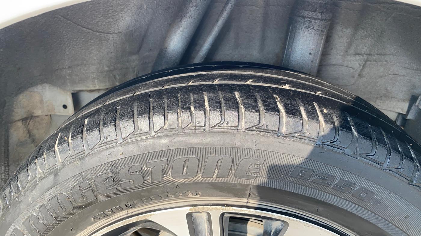 2022 Honda City 1.5L I-VTEC V MT 5TH GEN, Petrol, Manual, 38,063 km, Left Rear Tyre Tread