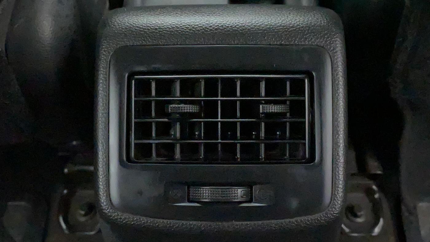 2016 Hyundai Grand i10 ASTA (O) AT 1.2 KAPPA VTVT, Petrol, Automatic, 43,634 km, Rear AC Vents
