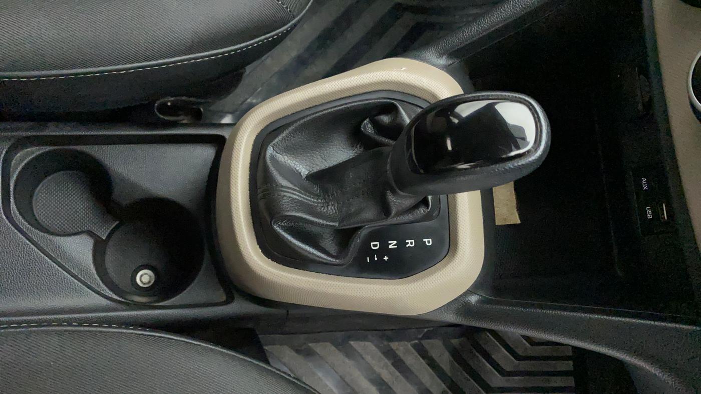 2016 Hyundai Grand i10 ASTA (O) AT 1.2 KAPPA VTVT, Petrol, Automatic, 43,634 km, Gear Lever