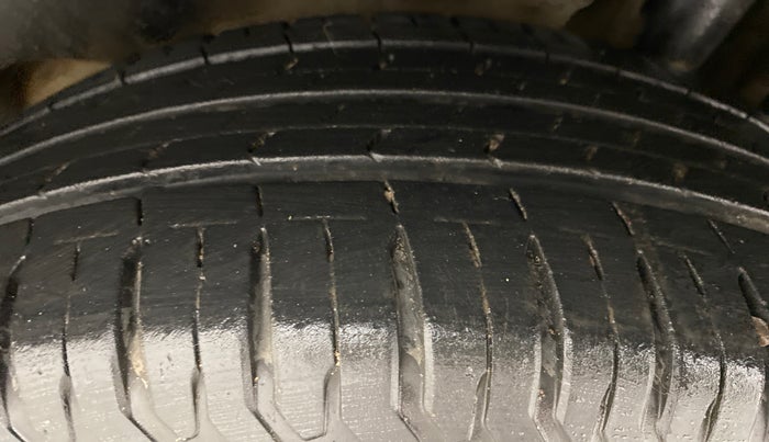 2017 Maruti Dzire ZXI Plus AMT, Petrol, Automatic, 24,123 km, Left Rear Tyre Tread