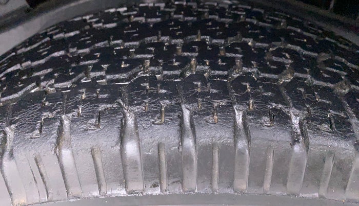 2016 Mahindra Thar CRDE 4X4 BS IV, Diesel, Manual, 35,027 km, Left Rear Tyre Tread