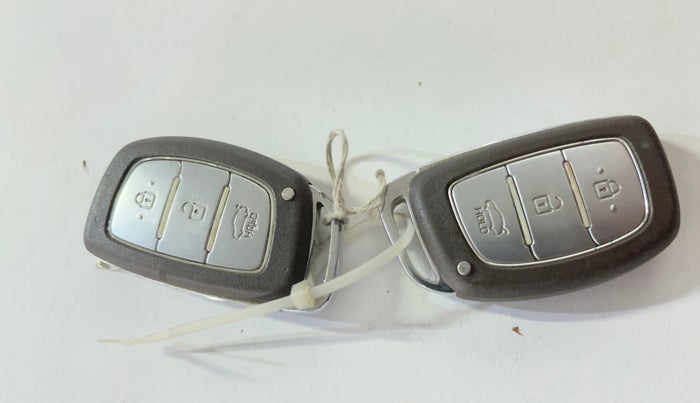 2014 Hyundai Grand i10 ASTA 1.2 KAPPA VTVT, Petrol, Manual, 62,932 km, Key Close Up