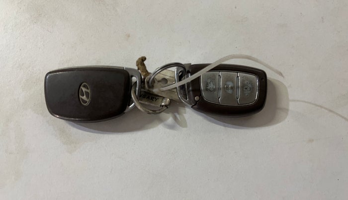 2016 Hyundai Creta SX PLUS AT 1.6 PETROL, Petrol, Automatic, 69,335 km, Key Close Up