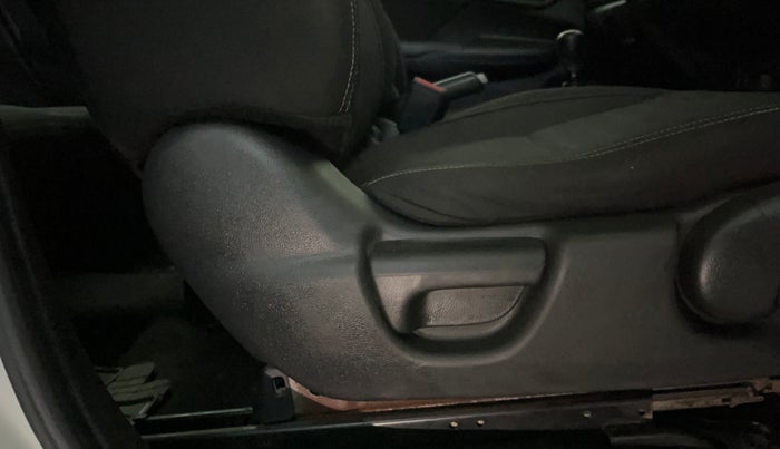 2020 Honda WR-V 1.2L I-VTEC VX MT, Petrol, Manual, 55,626 km, Driver Side Adjustment Panel