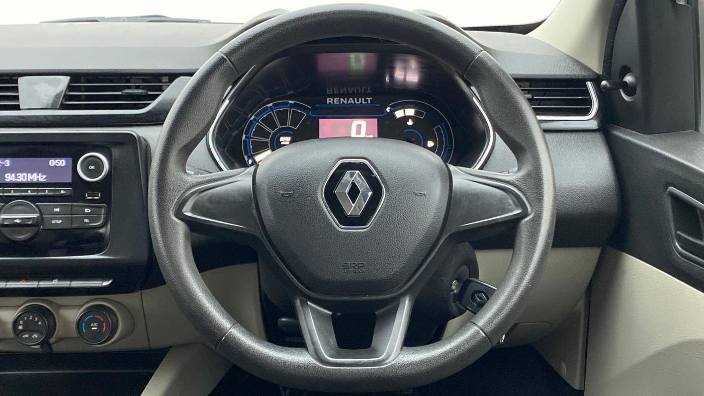 2021 Renault TRIBER 1.0 RXL PETROL, Petrol, Manual, 10,571 km, Steering Wheel Close Up