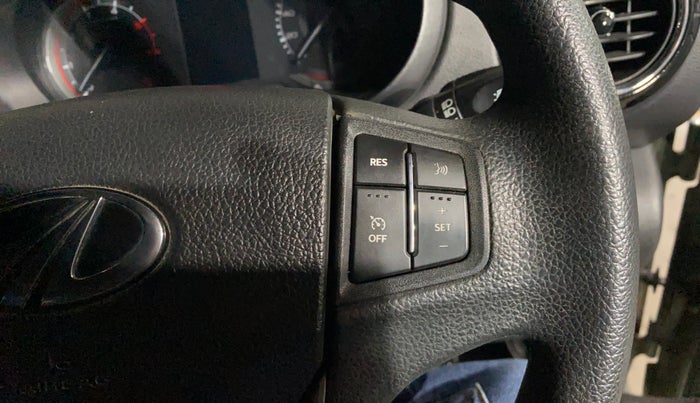 2020 Mahindra Thar LX D 4WD MT CONVERTIBLE, Diesel, Manual, 27,012 km, Adaptive Cruise Control