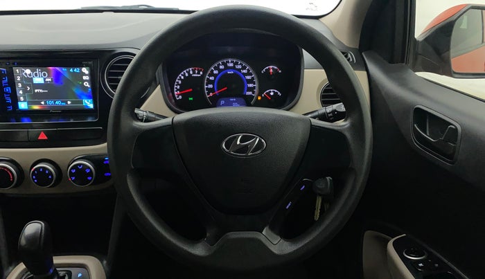 2017 Hyundai Grand i10 MAGNA AT 1.2 KAPPA VTVT, Petrol, Automatic, 37,419 km, Steering Wheel Close Up