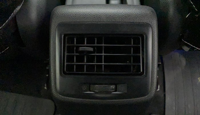 2017 Hyundai Grand i10 MAGNA AT 1.2 KAPPA VTVT, Petrol, Automatic, 37,419 km, Rear AC Vents