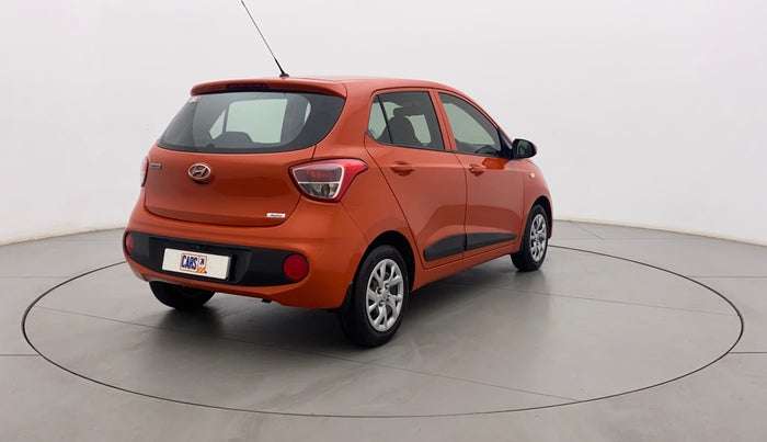 2017 Hyundai Grand i10 MAGNA AT 1.2 KAPPA VTVT, Petrol, Automatic, 37,419 km, Right Back Diagonal