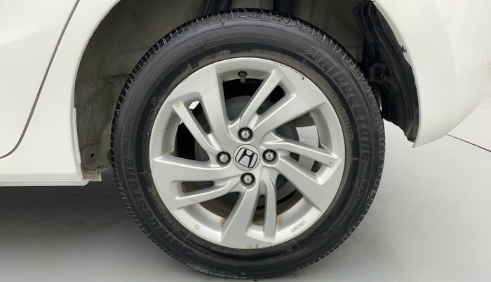 2015 Honda Jazz 1.2 V AT, Petrol, Automatic, 67,855 km, Left Rear Wheel