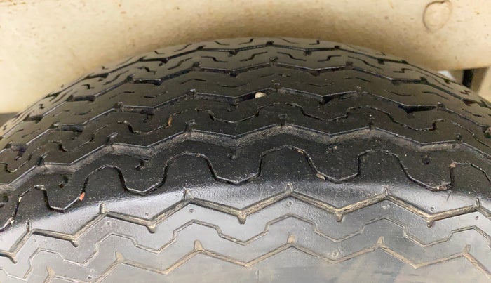 2018 Maruti Omni 5 STR, Petrol, Manual, 20,333 km, Right Rear Tyre Tread