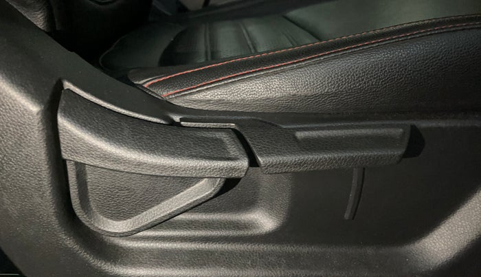 2020 KIA SELTOS HTK PLUS 1.5, Petrol, Manual, 71,407 km, Driver Side Adjustment Panel