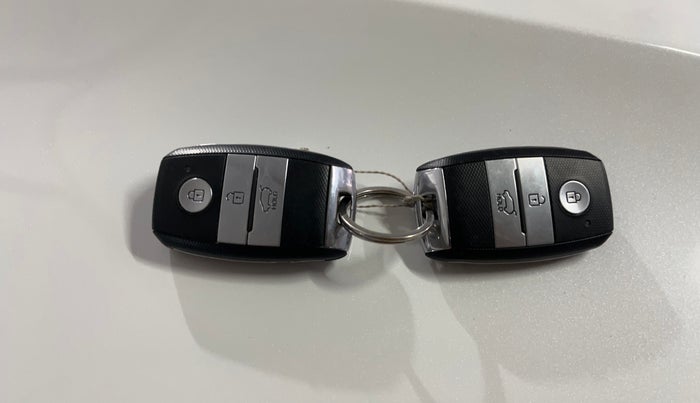 2020 KIA SELTOS HTK PLUS 1.5, Petrol, Manual, 71,407 km, Key Close Up