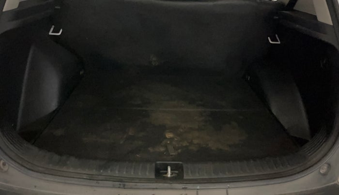 2020 KIA SELTOS HTK PLUS 1.5, Petrol, Manual, 71,407 km, Boot Inside