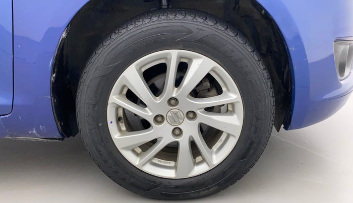 2014 Maruti Swift ZXI, Petrol, Manual, 22,841 km, Right Front Wheel