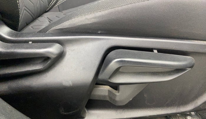 2022 Tata NEXON XZA PLUS (HS) PETROL, Petrol, Automatic, 17,364 km, Driver Side Adjustment Panel