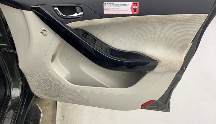 2022 Tata NEXON XZA PLUS (HS) PETROL, Petrol, Automatic, 17,364 km, Driver Side Door Panels Control