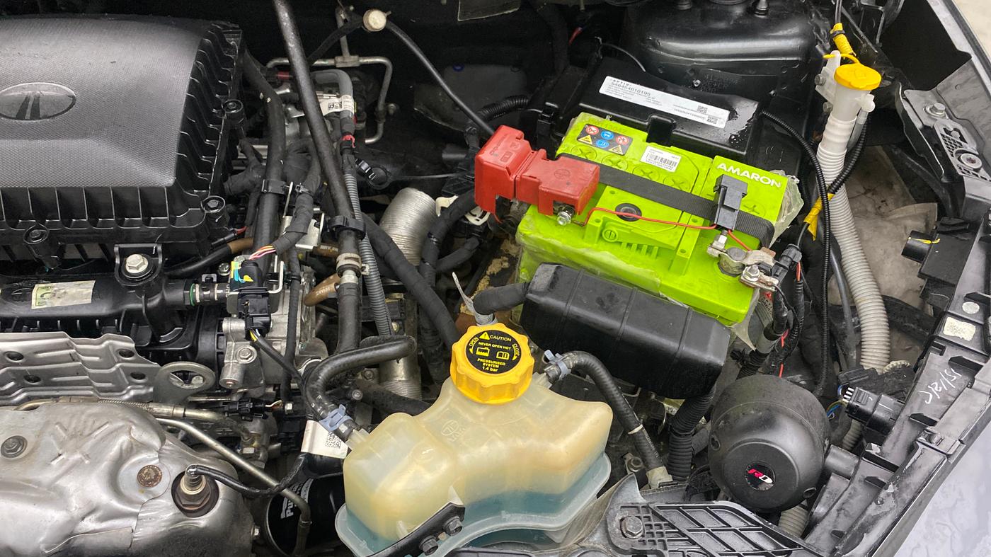 2023 Tata NEXON SMART PLUS 1.2 REVOTRON, Petrol, Manual, 17,193 km, Engine View - Left
