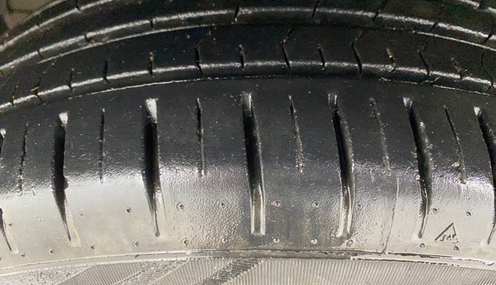 2023 Maruti Baleno ALPHA 1.2 AGS, Petrol, Automatic, 13,382 km, Left Front Tyre Tread