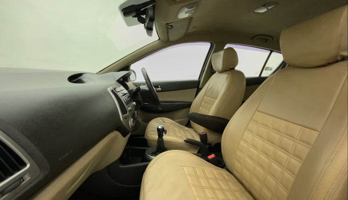2014 Hyundai i20 ASTA 1.2, Petrol, Manual, 73,613 km, Right Side Front Door Cabin