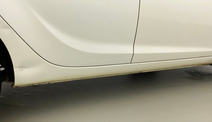2014 Hyundai i20 ASTA 1.2, Petrol, Manual, 73,613 km, Right running board - Slightly dented