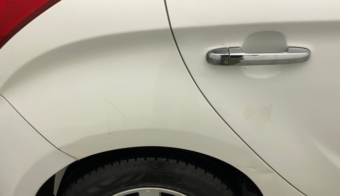 2014 Hyundai i20 ASTA 1.2, Petrol, Manual, 73,613 km, Right quarter panel - Minor scratches
