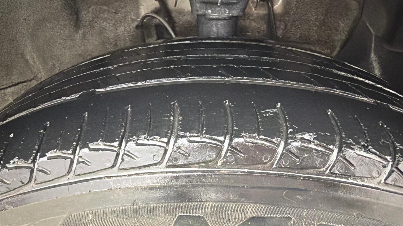 2019 Hyundai Elite i20 SPORTZ PLUS 1.2, Petrol, Manual, 68,292 km, Right Front Tyre Tread