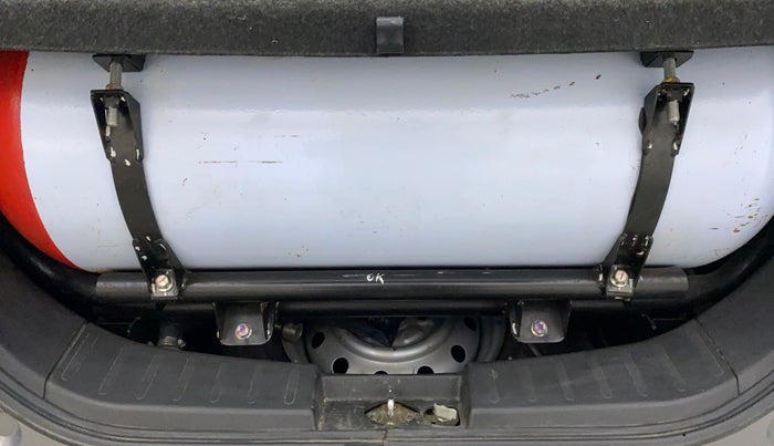 2017 Maruti Wagon R 1.0 LXI CNG, CNG, Manual, 80,479 km, Boot Inside