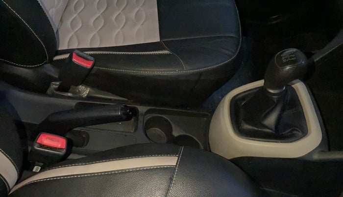 2017 Hyundai Grand i10 MAGNA 1.2 KAPPA VTVT, Petrol, Manual, 48,174 km, Gear Lever