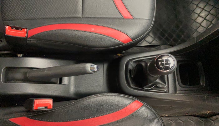 2014 Maruti Swift VXI, Petrol, Manual, 76,015 km, Gear Lever