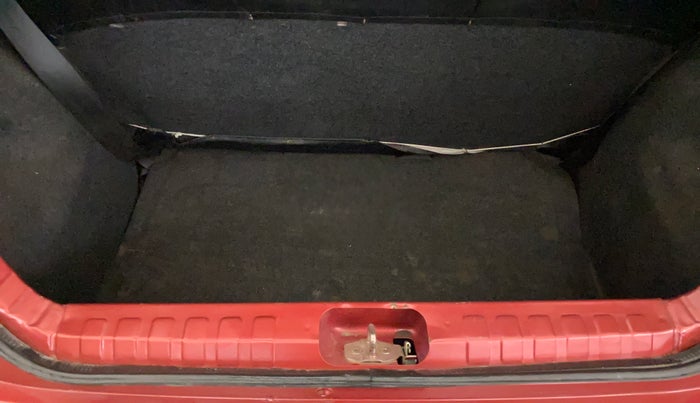 2017 Datsun Redi Go T(O) 1.0, Petrol, Manual, 34,713 km, Boot Inside