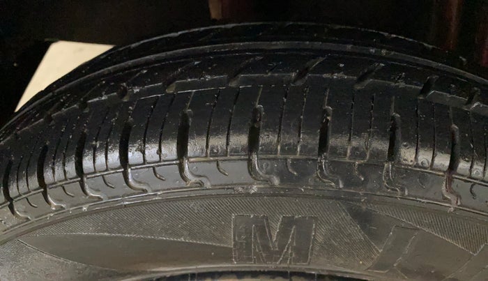 2017 Datsun Redi Go T(O) 1.0, Petrol, Manual, 34,713 km, Right Rear Tyre Tread