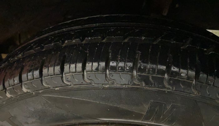 2017 Datsun Redi Go T(O) 1.0, Petrol, Manual, 34,713 km, Left Rear Tyre Tread