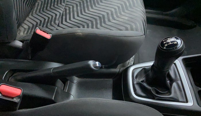 2020 Maruti Swift VXI D, Petrol, Manual, 16,123 km, Gear Lever