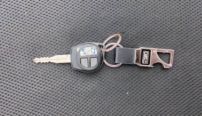 2020 Maruti Swift VXI D, Petrol, Manual, 16,123 km, Key Close-up