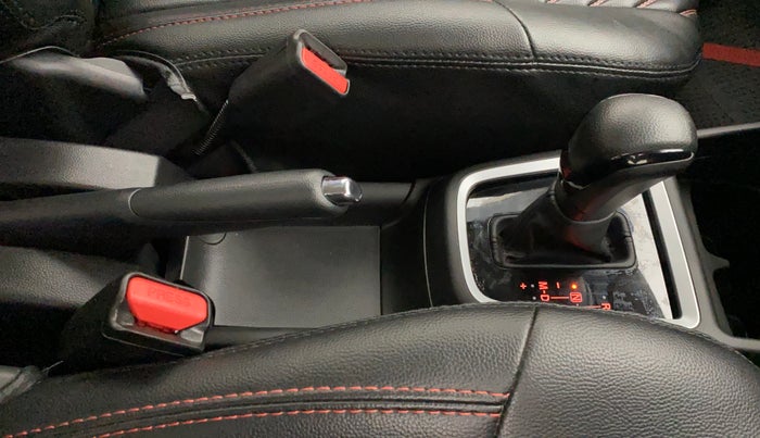 2023 Maruti Swift ZXI PLUS AMT DUAL TONE, Petrol, Automatic, 7,285 km, Gear Lever