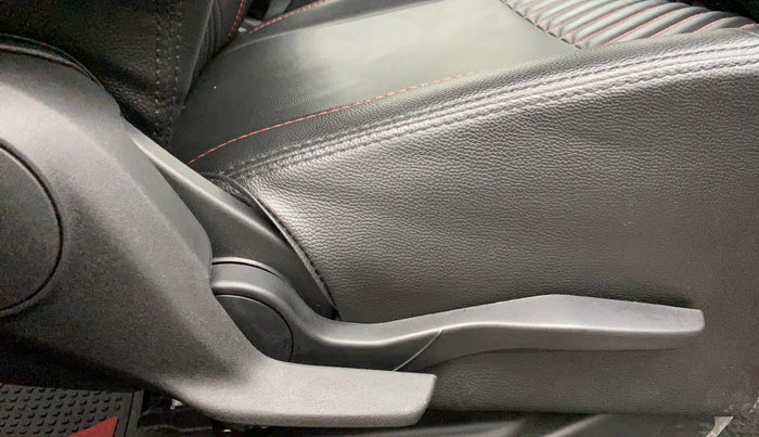 2023 Maruti Swift ZXI PLUS AMT DUAL TONE, Petrol, Automatic, 7,285 km, Driver Side Adjustment Panel